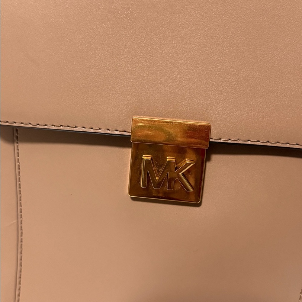 Michael Kors Brown Backpack with Gold Chain - Picture 6 of 13